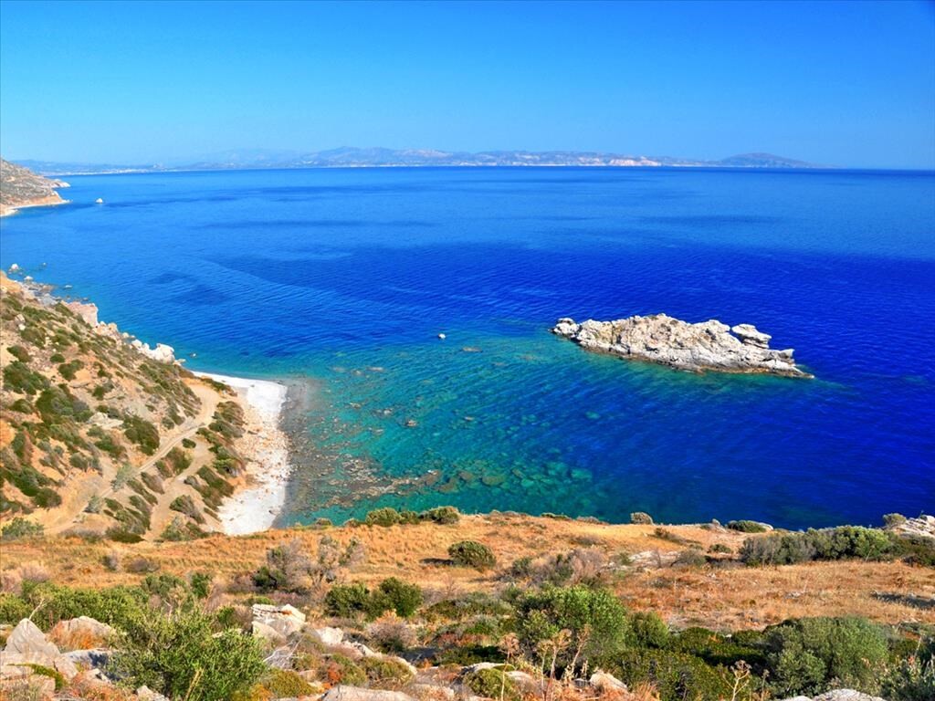 Terrain à Héraklion, Grèce, 4 200 m² - image 1