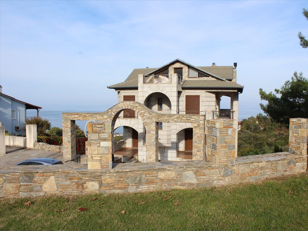 Villa en Olympiaki Akti, Grecia, 500 m² - imagen 1