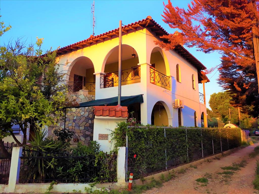 Casa en Sitonia, Grecia, 170 m² - imagen 1