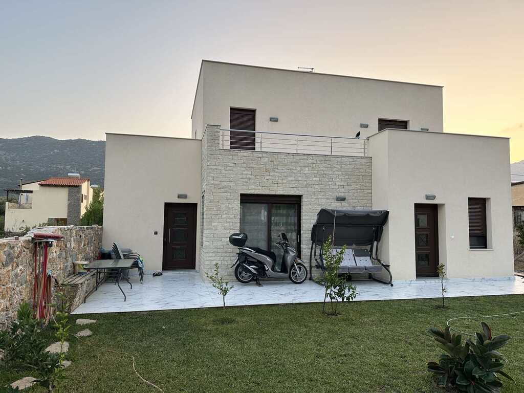 Piso en Heraclión, Grecia, 112 m² - imagen 1