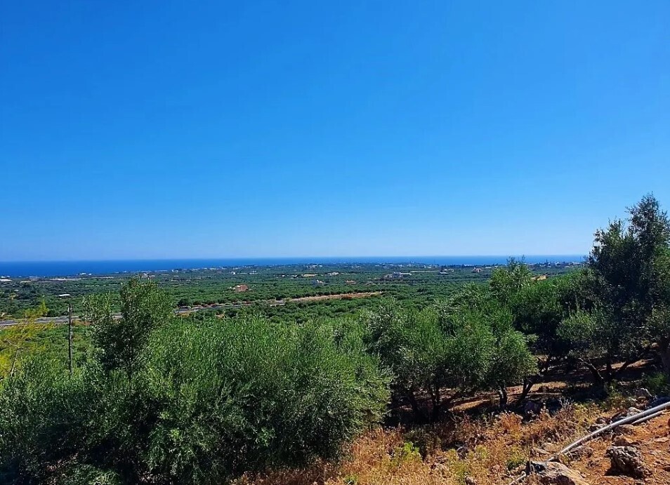 Terrain à Héraklion, Grèce, 8 146 m² - image 1