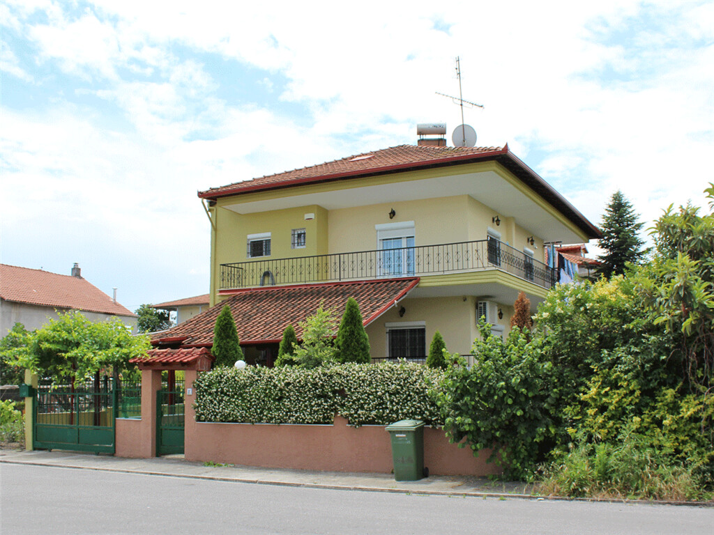 House in Olympiaki Akti, Greece, 274 m² - picture 1