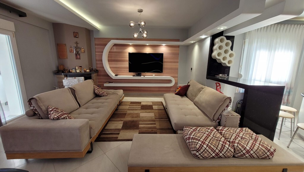 Piso en Salónica, Grecia, 140 m² - imagen 1