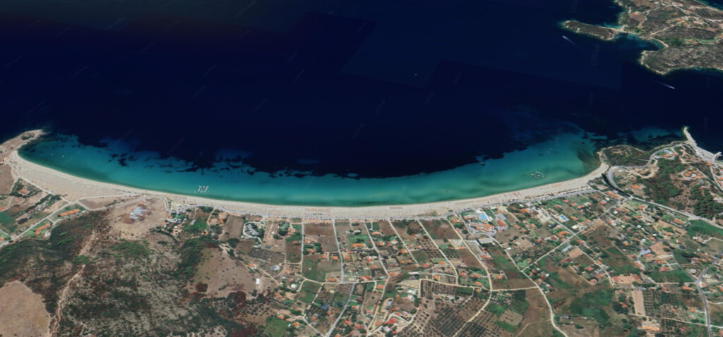 Grundstück in Sithonia, Griechenland, 10 000 m² - Foto 1