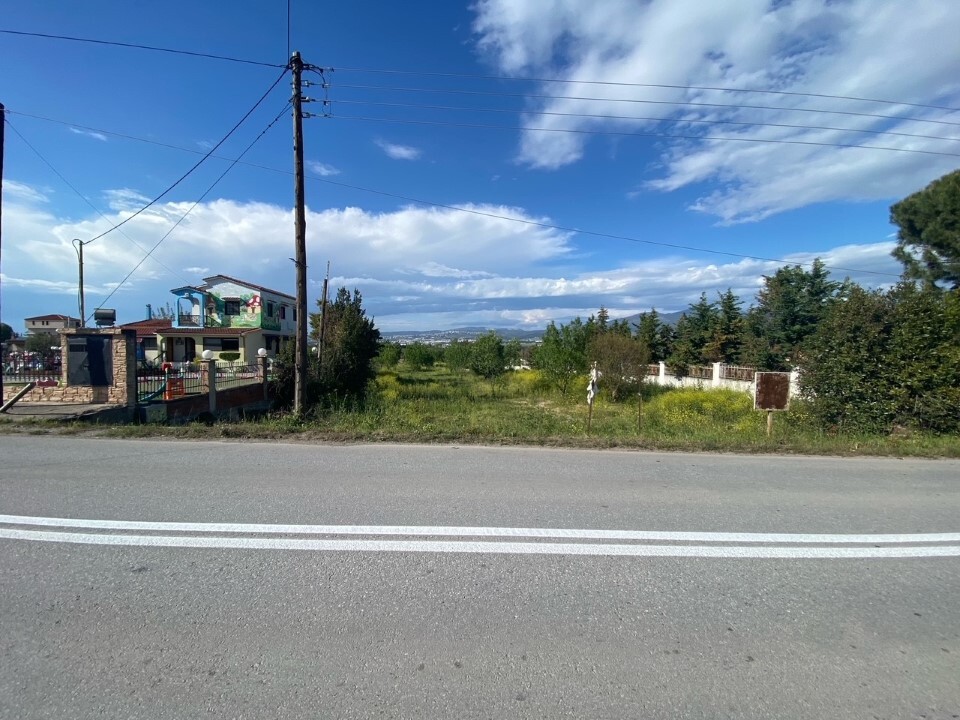 Land in Thessaloniki, Greece, 14 000 m² - picture 1