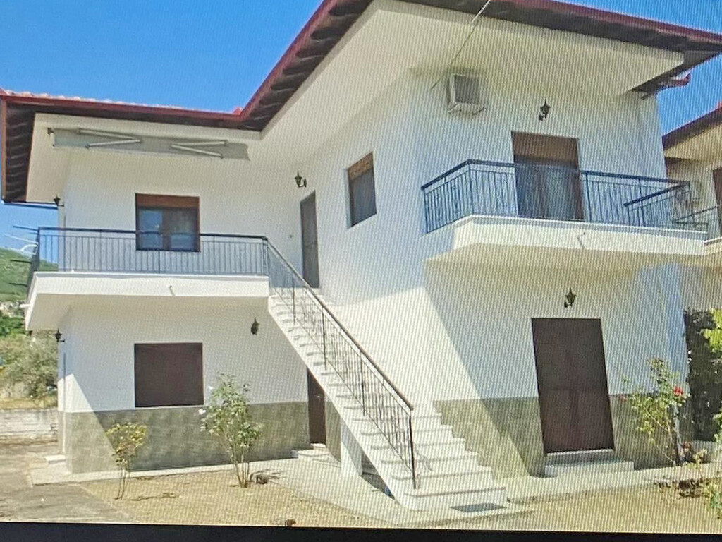 Casa en Olympiaki Akti, Grecia, 130 m² - imagen 1