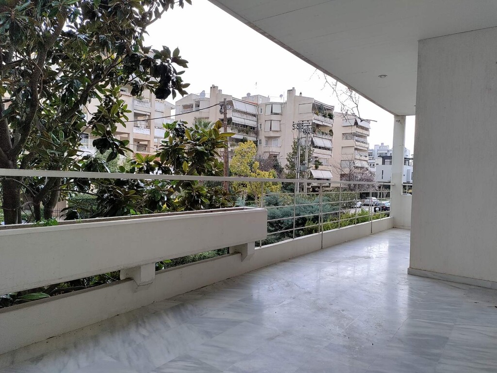 Flat in Athens, Greece, 110 m² - picture 1