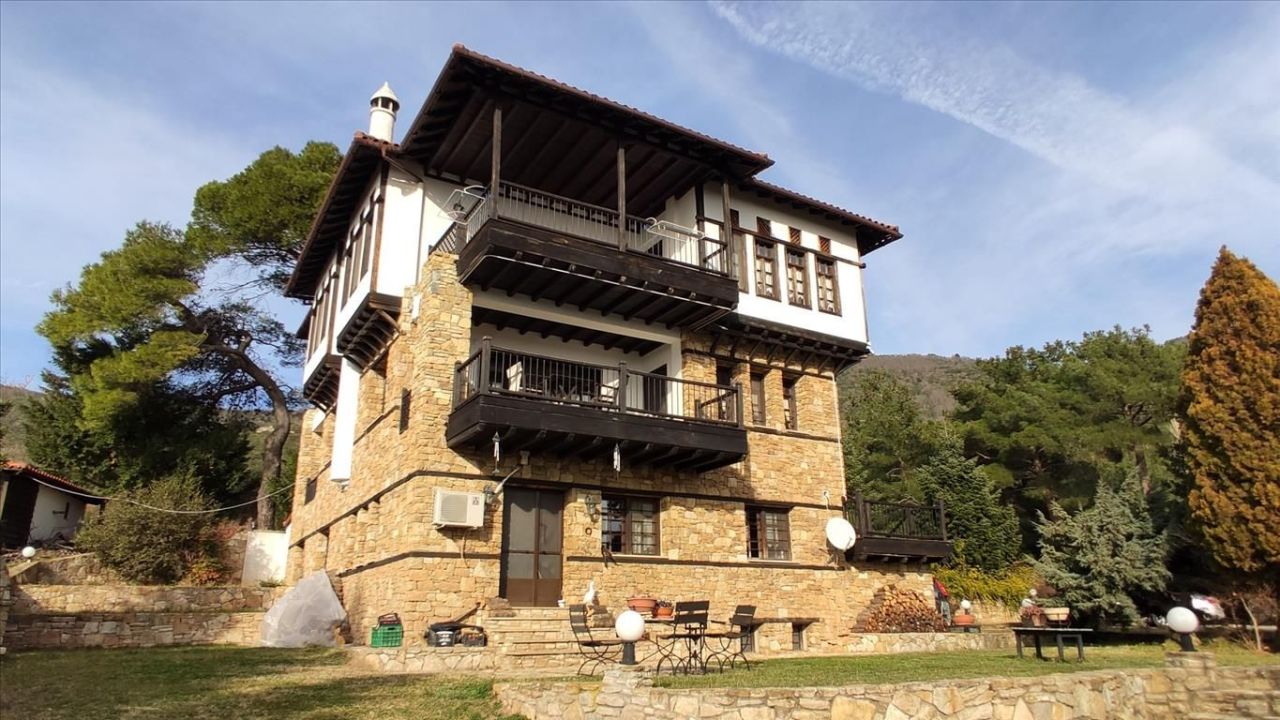 Villa en Chalcidique, Grèce, 500 m² - image 1