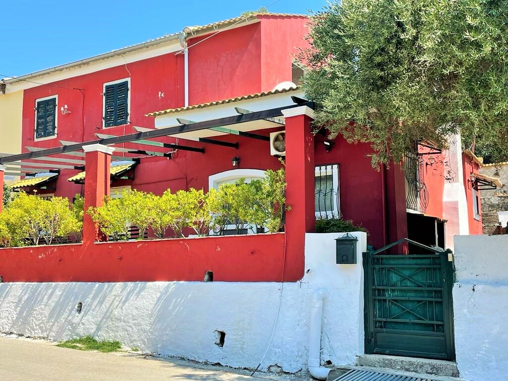 Maison à Corfou, Grèce, 130 m² - image 1