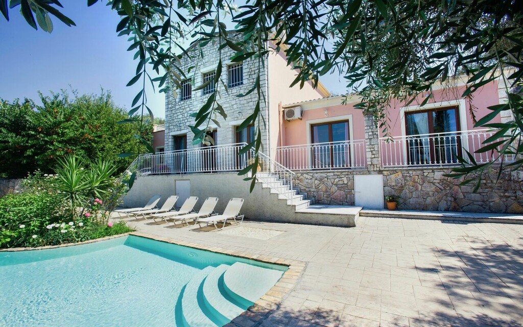 Villa à Corfou, Grèce, 240 m² - image 1