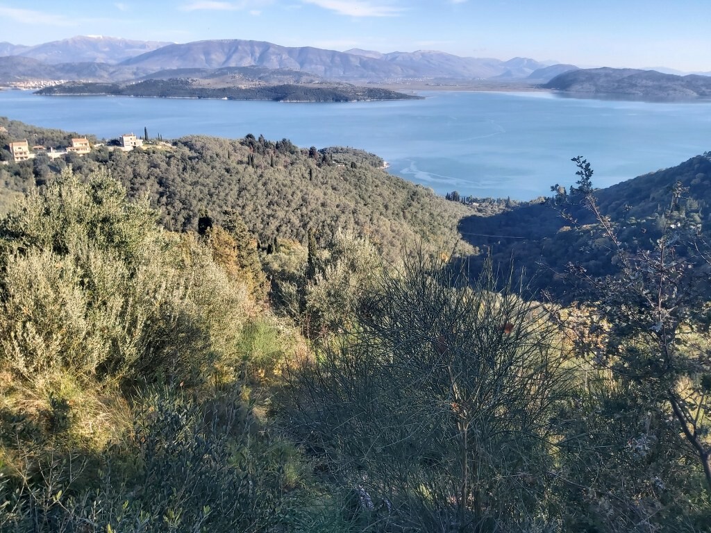 Terrain à Corfou, Grèce, 2 767 m² - image 1