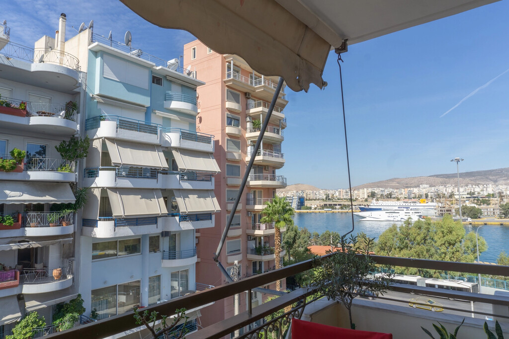 Flat in Athens, Greece, 83 m² - picture 1