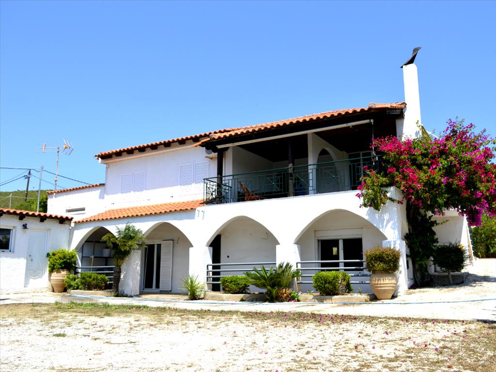 Haus in Attika, Griechenland, 250 m² - Foto 1