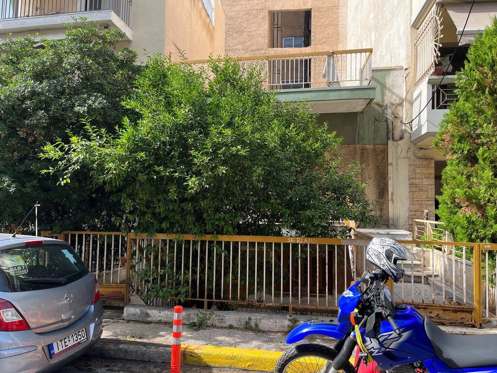 Land in Athens, Greece, 109 m² - picture 1