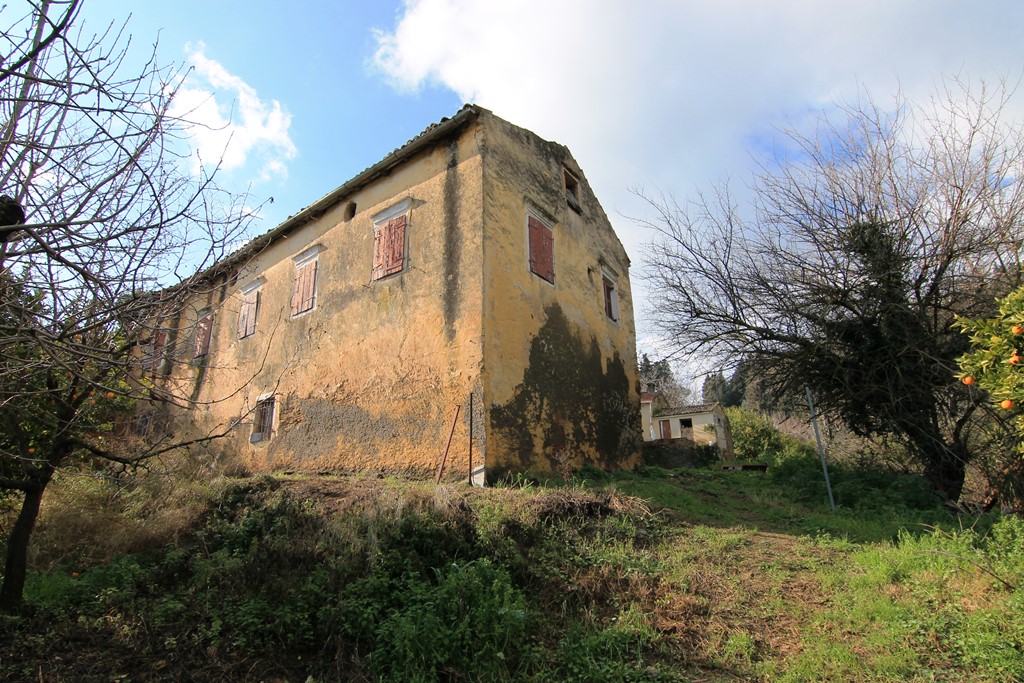 House in Corfu, Greece, 256 m² - picture 1