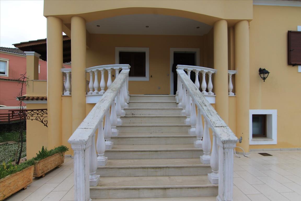House in Corfu, Greece, 350 m² - picture 2
