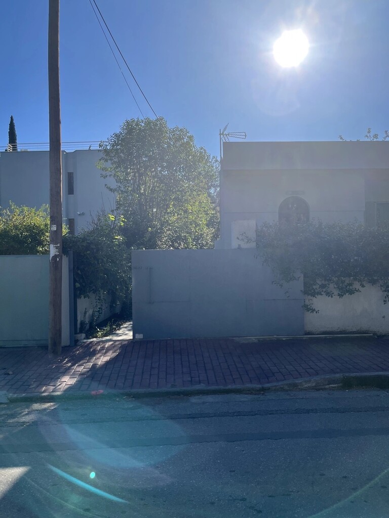 Land in Athens, Greece, 650 m² - picture 2