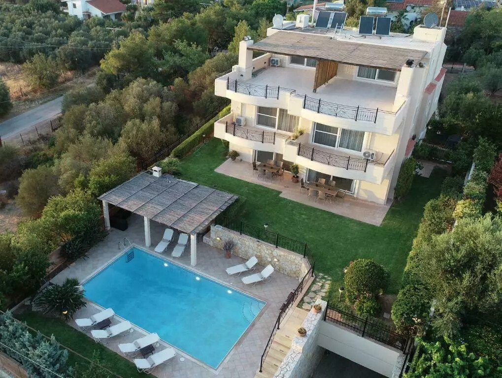Villa in Attica, Grecia, 680 m² - foto 2
