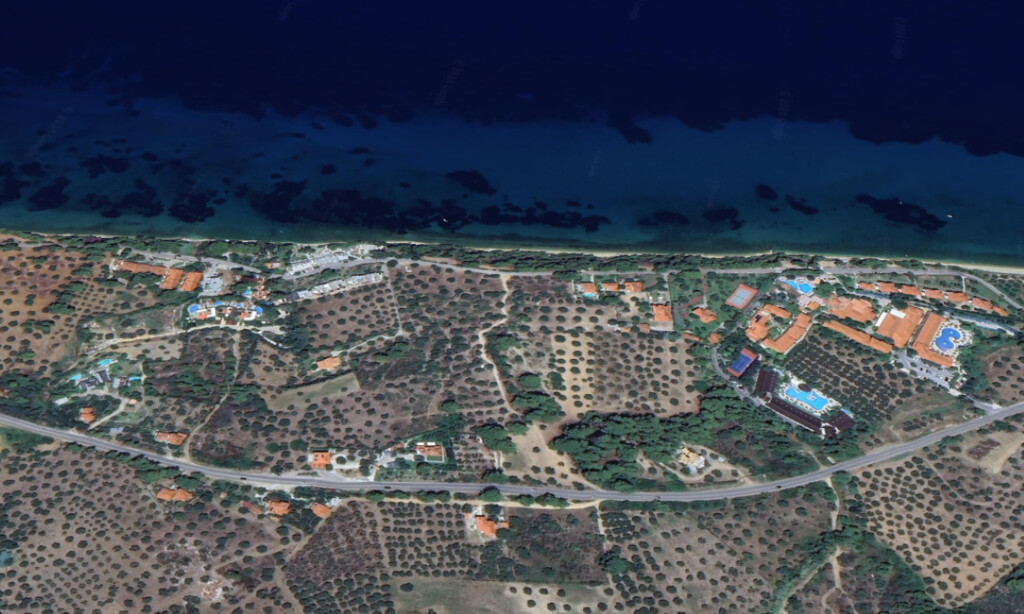 Land in Sithonia, Greece, 4 462 m² - picture 2