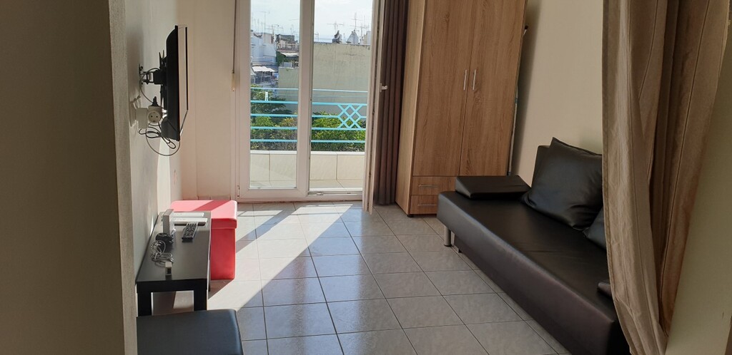 Flat in Thessaloniki, Greece, 45 m² - picture 2