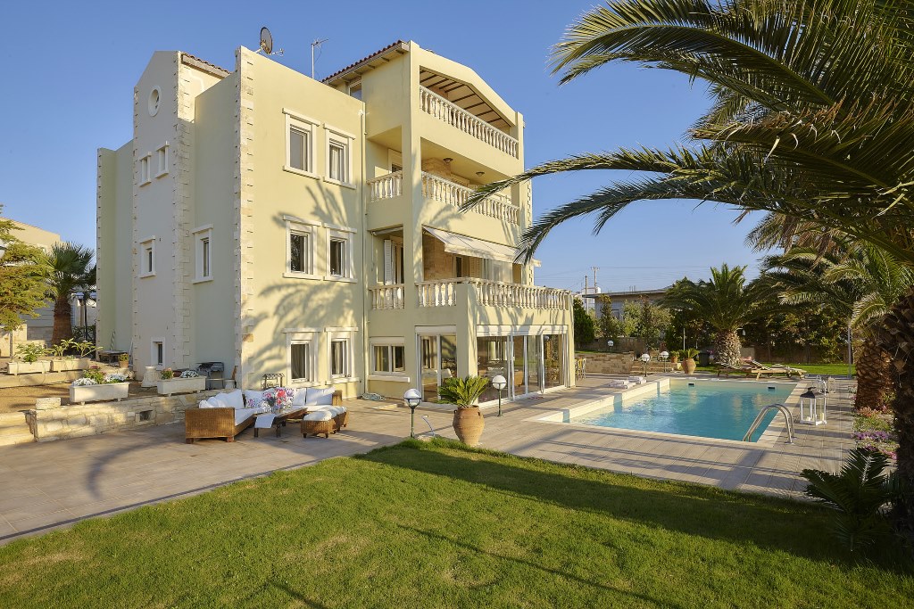 Villa in Heraklion, Greece, 590 m² - picture 2