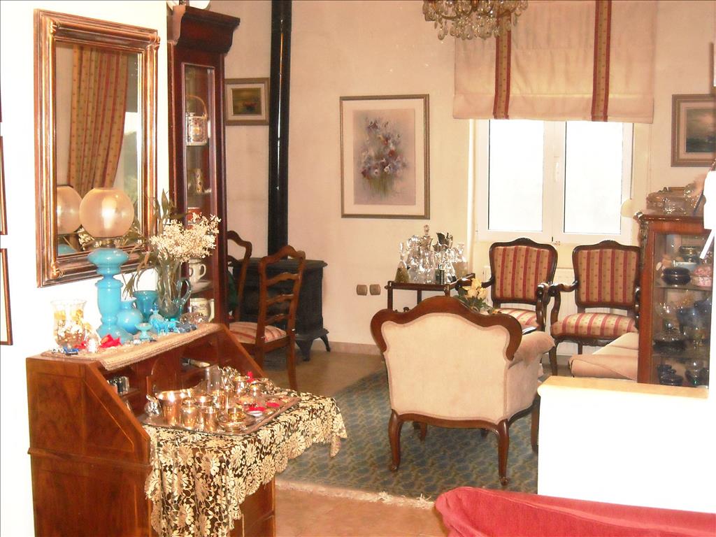 Maison à Athènes, Grèce, 246 m² - image 2