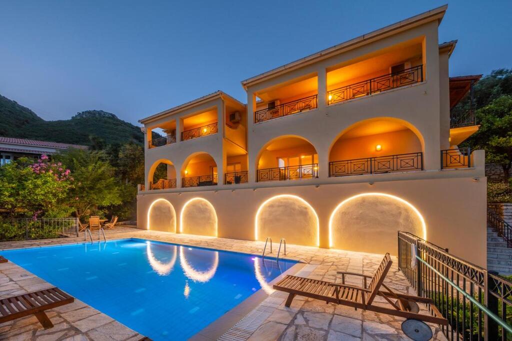 Villa en Corfú, Grecia, 245 m² - imagen 2