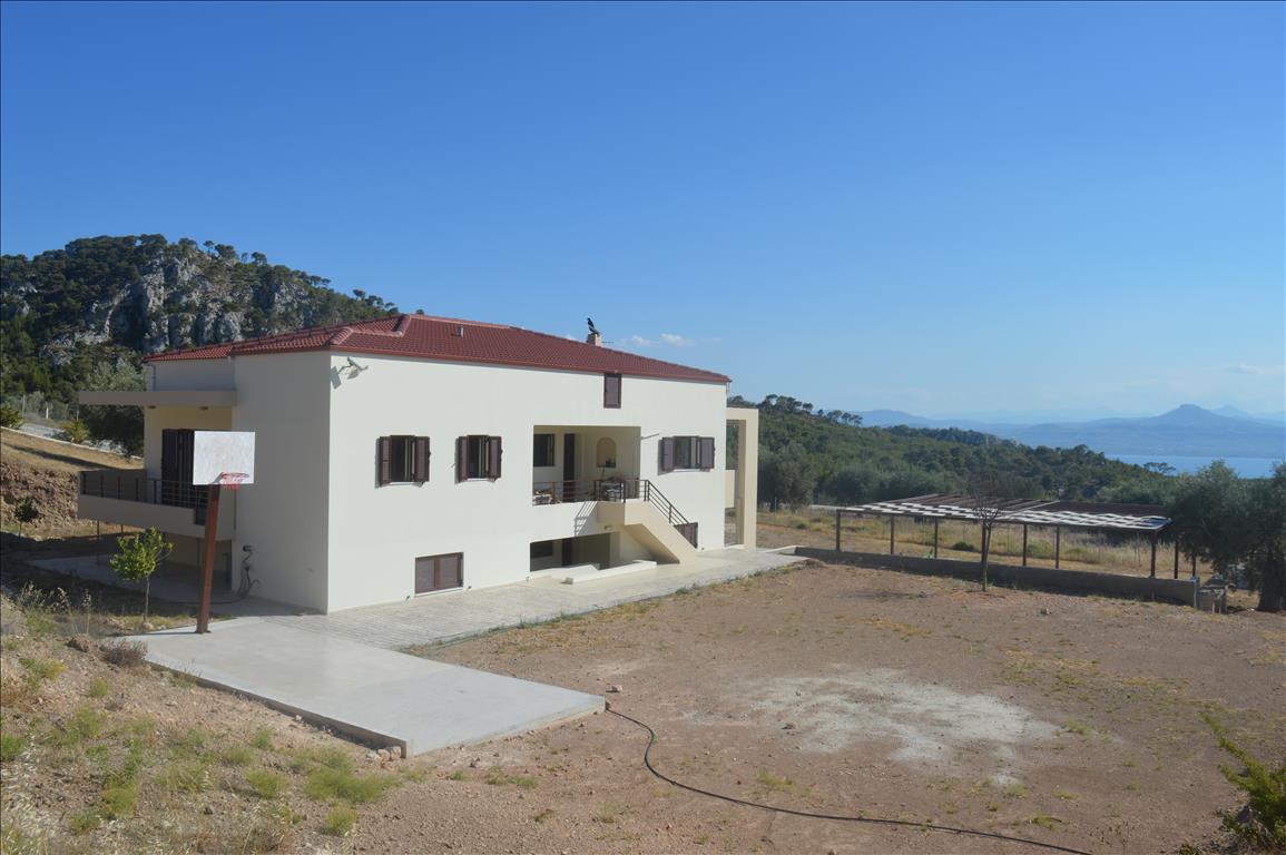 Casa a Loutraki, Grecia, 270 m² - foto 2