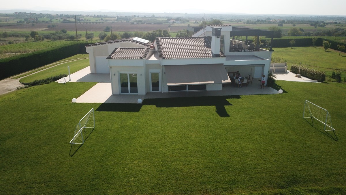 Villa in Thessaloniki, Greece, 350 m² - picture 2