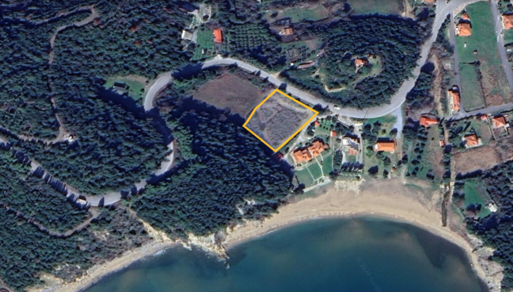 Land in Chalkidiki, Greece, 3 521 m² - picture 2