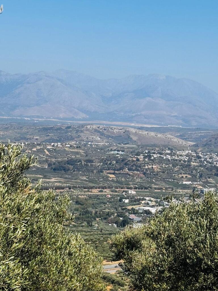 Terreno en Heraclión, Grecia, 2 500 m² - imagen 3