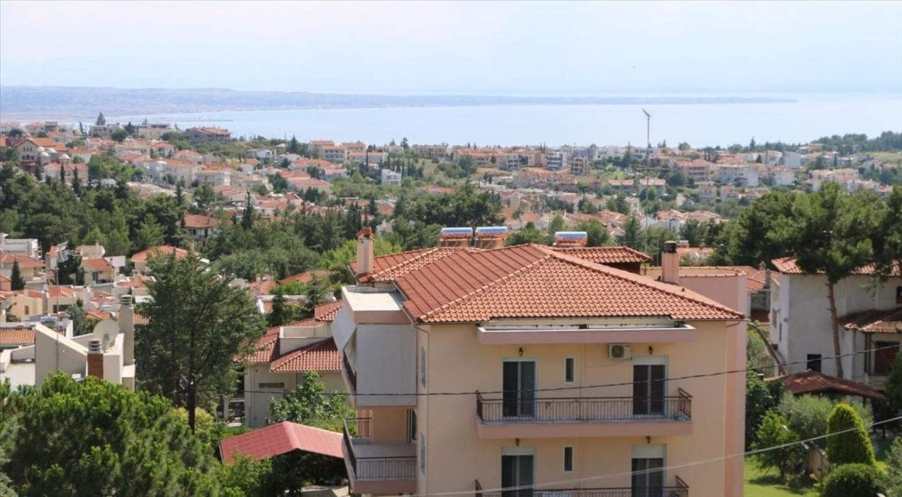 Terreno en Salónica, Grecia, 3 856 m² - imagen 3