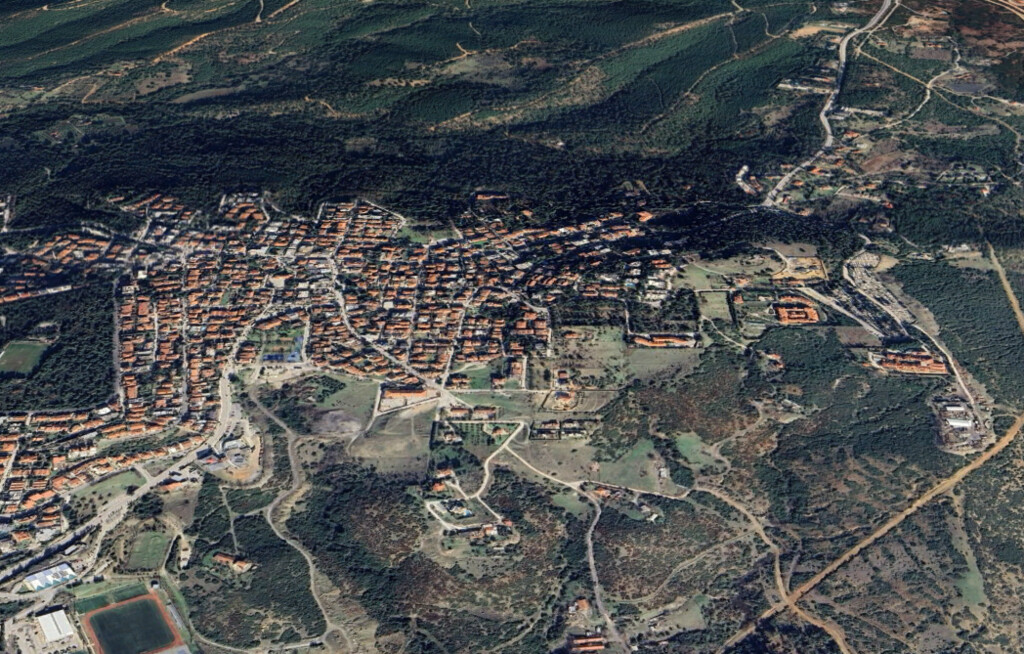 Land in Thessaloniki, Greece, 3 300 m² - picture 3