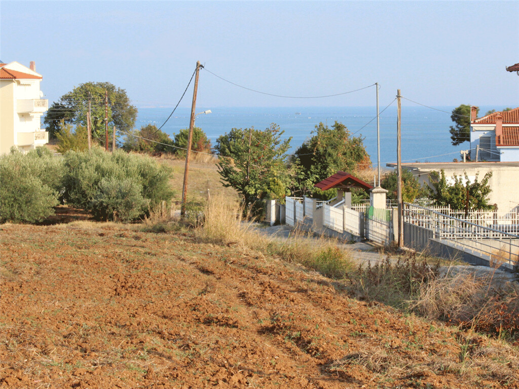 Land in Olympiaki Akti, Greece, 2 000 m² - picture 3