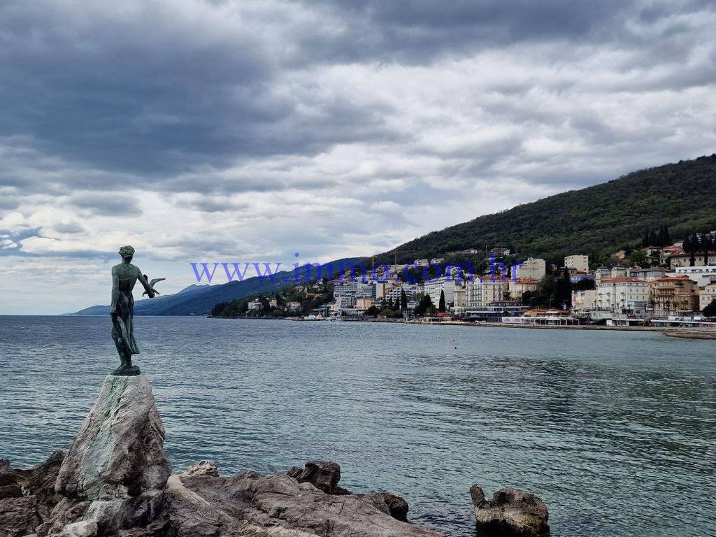 Terrain à Opatija, Croatie, 990 m² - image 7