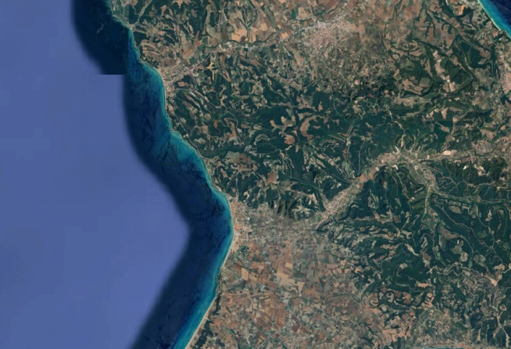 Terreno en Calcídica, Grecia, 1 976 m² - imagen 4