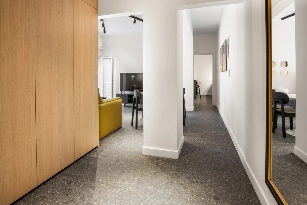 Flat in Athens, Greece, 52 m² - picture 4