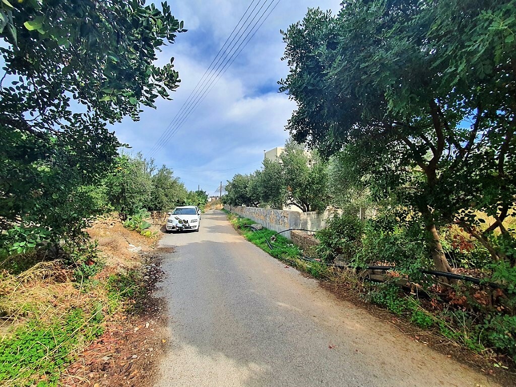Terreno a Heraklion, Grecia, 2 400 m2 - foto 4