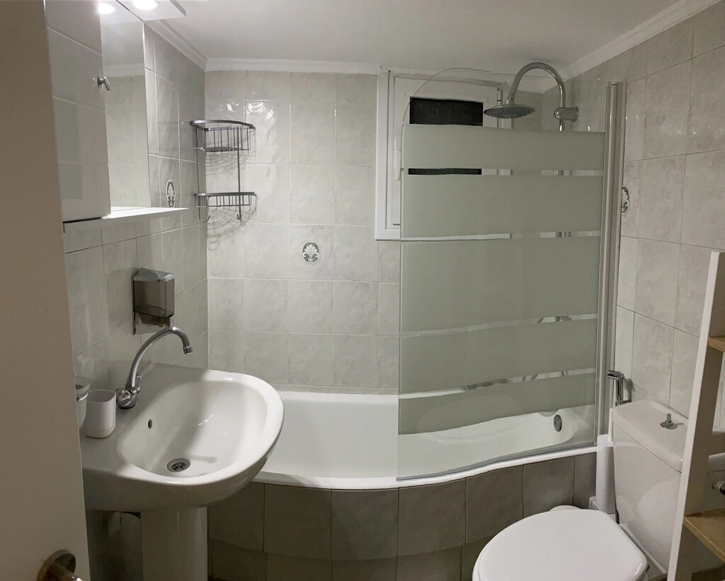 Flat in Athens, Greece, 67 m² - picture 7