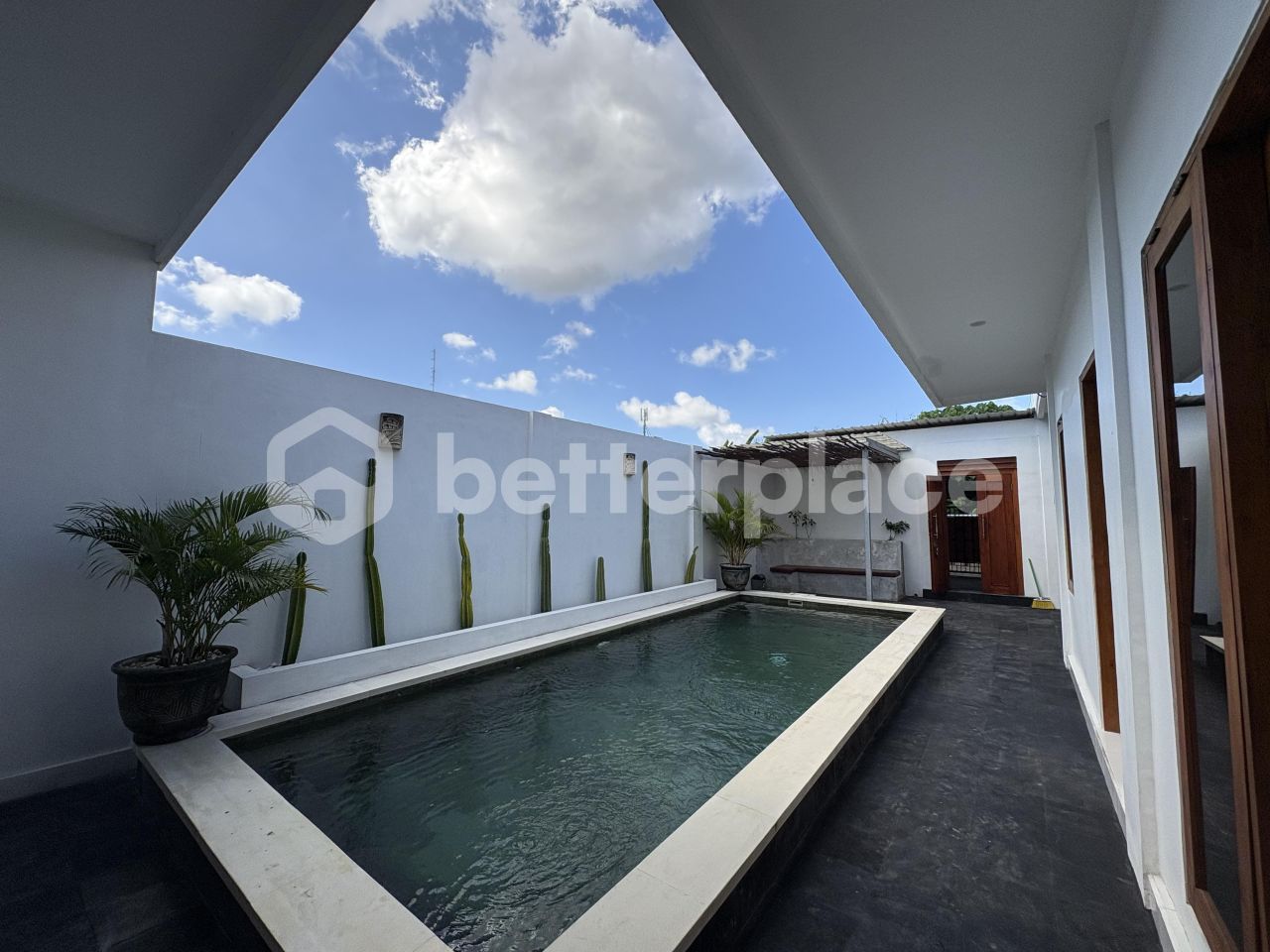 Villa à Seminyak, Indonésie, 160 m² - image 1