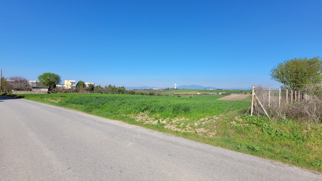 Terreno en Salónica, Grecia, 7 311 m² - imagen 8