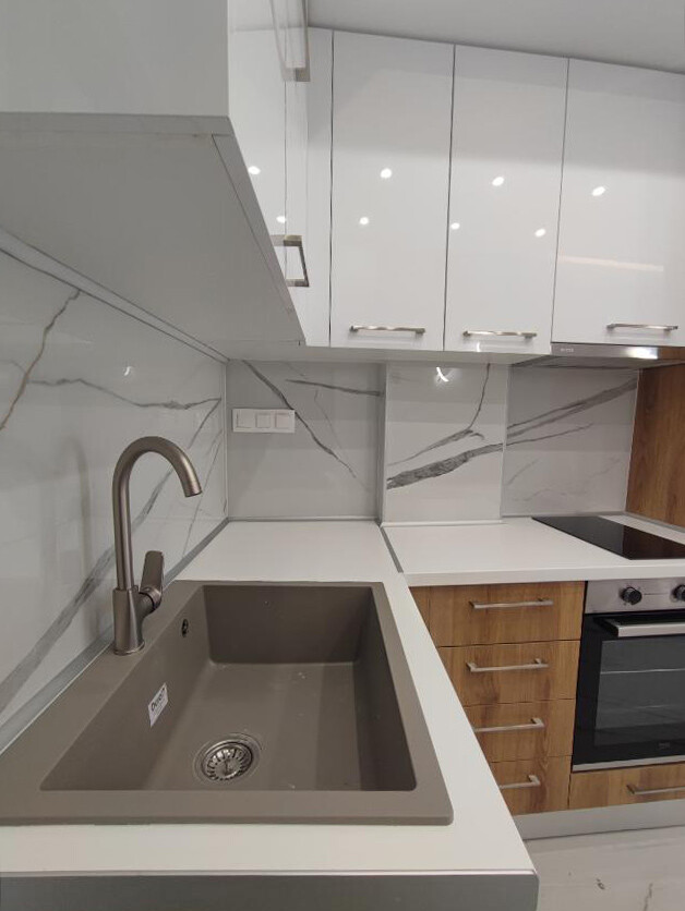 Flat in Thessaloniki, Greece, 32 m² - picture 8