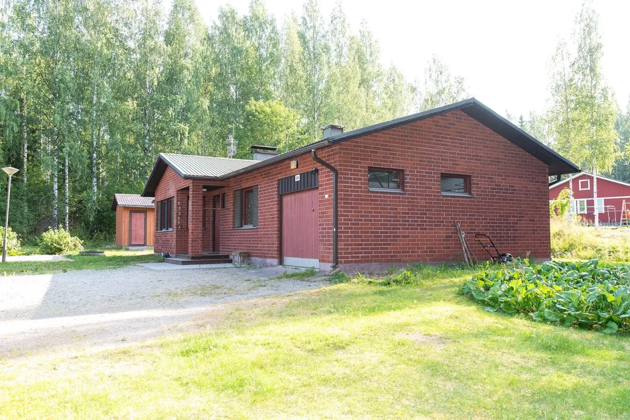 Casa en Nilsia, Finlandia, 100 m² - imagen 1