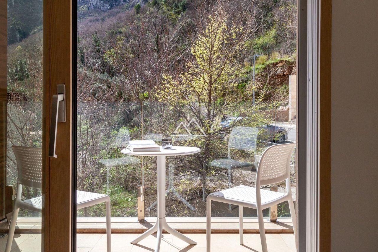 Apartment in Kotor, Montenegro, 61 m² - Foto 1