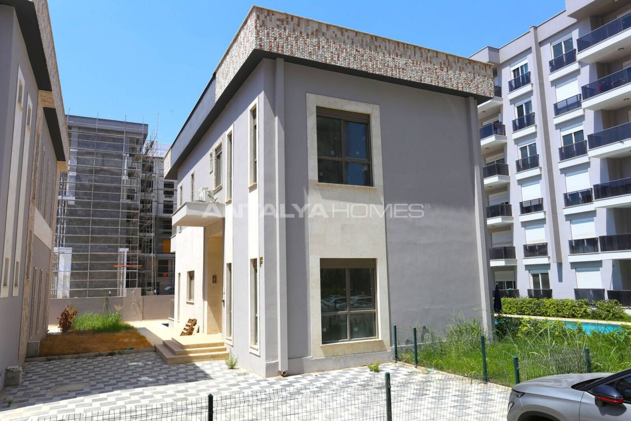 Villa à Antalya, Turquie, 279 m² - image 4