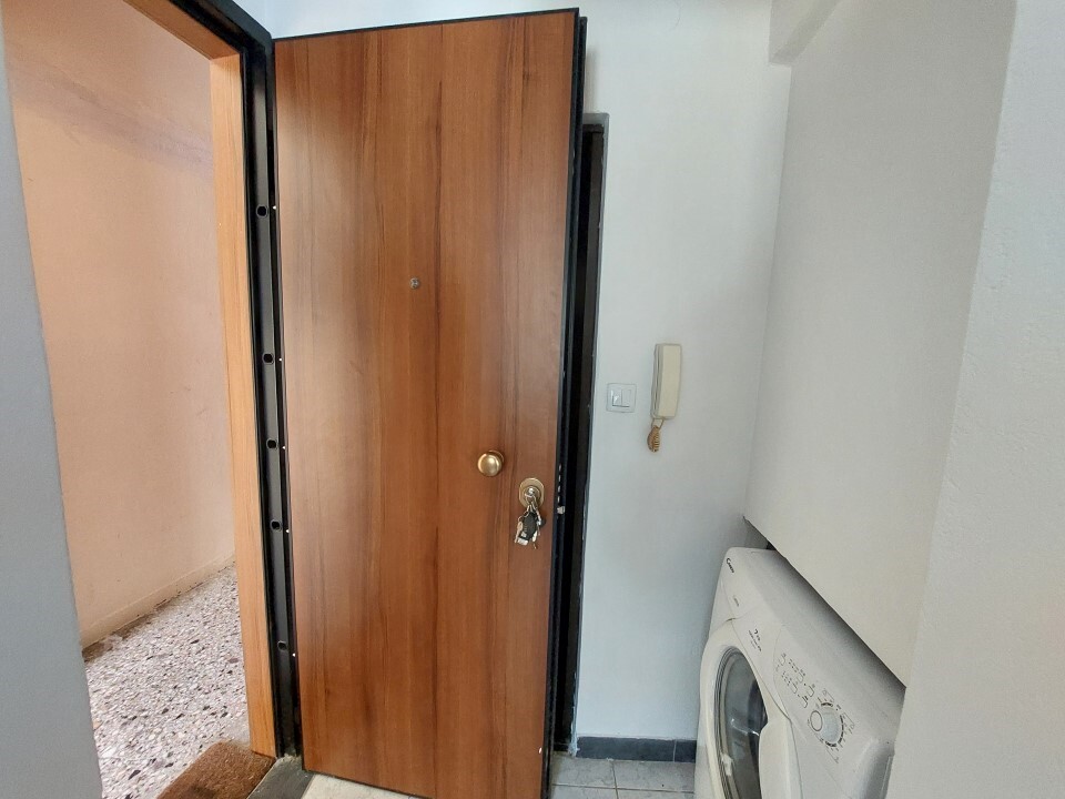 Flat in Thessaloniki, Greece, 43 m² - picture 10