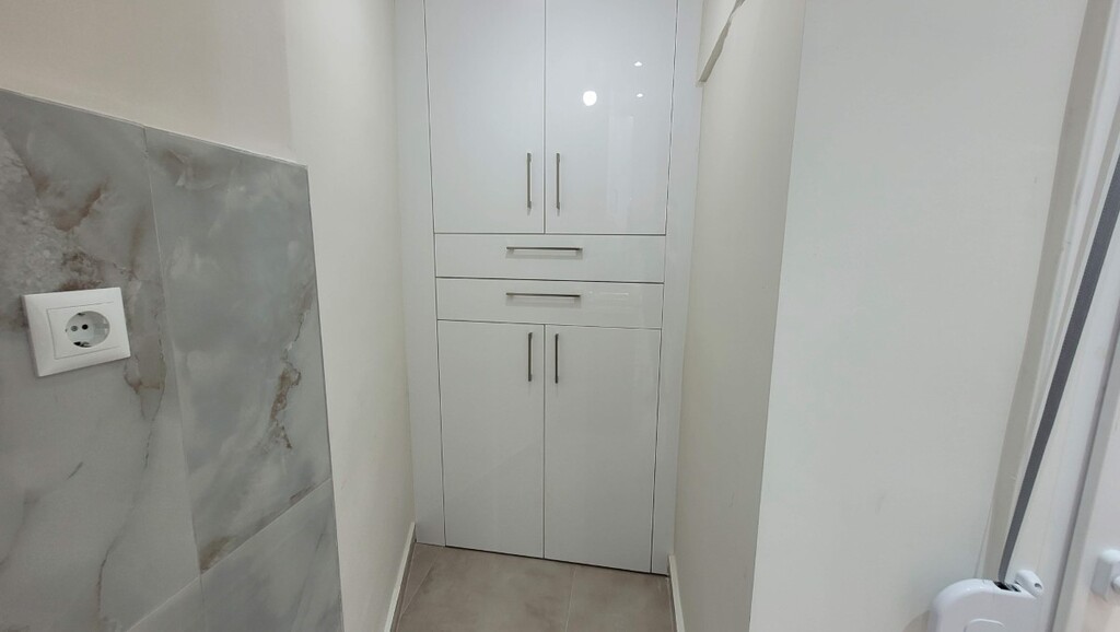 Flat in Thessaloniki, Greece, 26 m² - picture 10