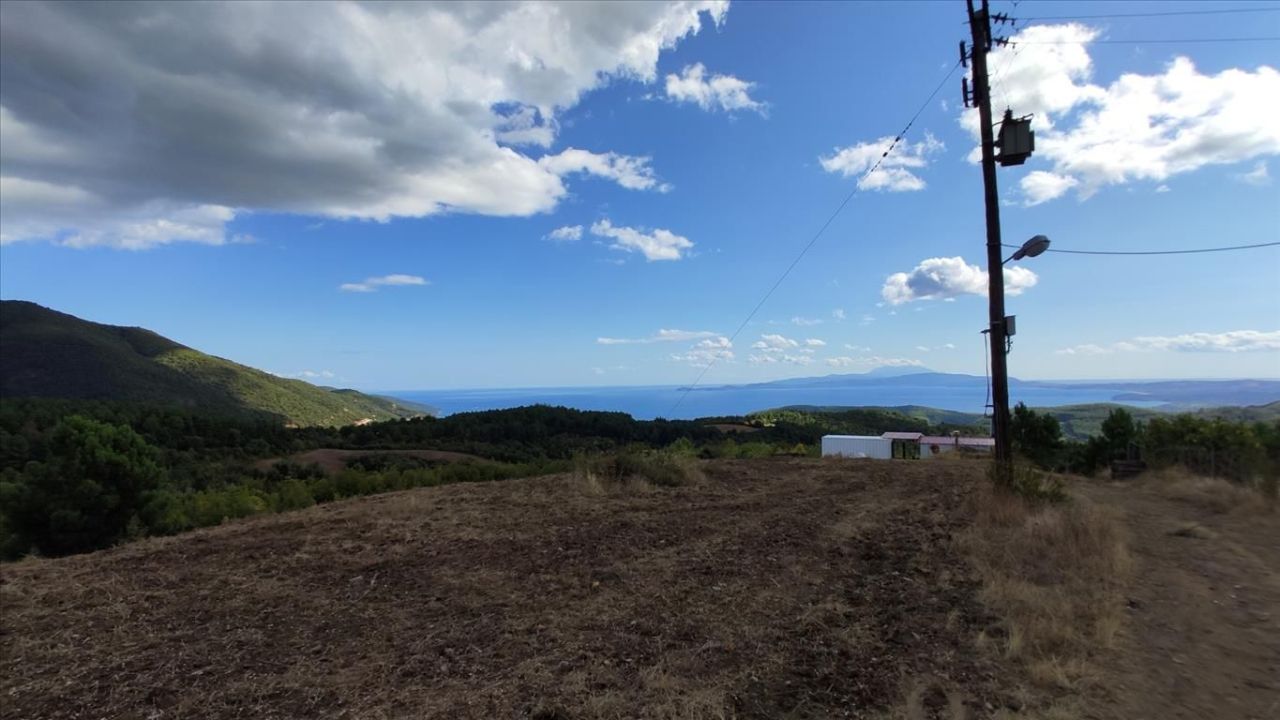 Land in Chalkidiki, Greece, 100 000 m² - picture 10
