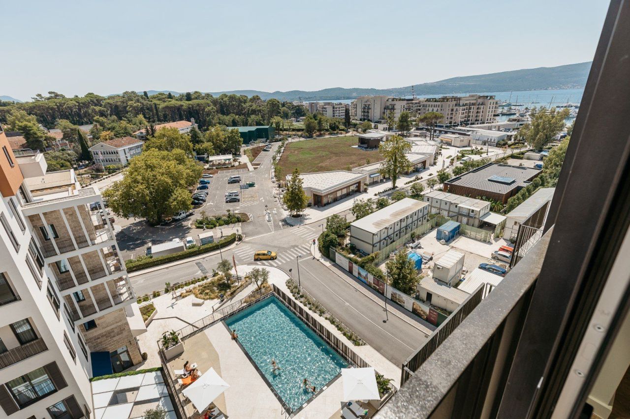 Appartement à Tivat, Monténégro, 81 m² - image 14