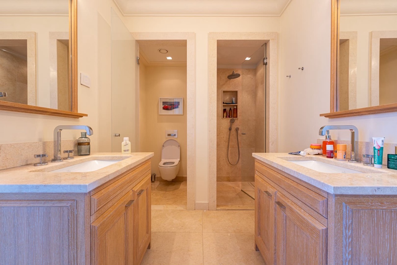 Appartamento a Tivat, Montenegro, 237 m² - foto 7